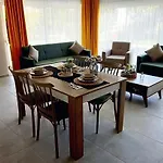 Ela Apart & Bungalow Отель