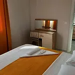 Отель Ela Apart & Bungalow