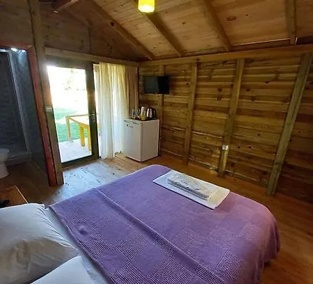 Ela Apart & Bungalow Hotell *