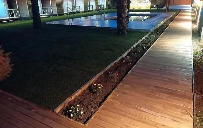 Ela Apart & Bungalow Hotel